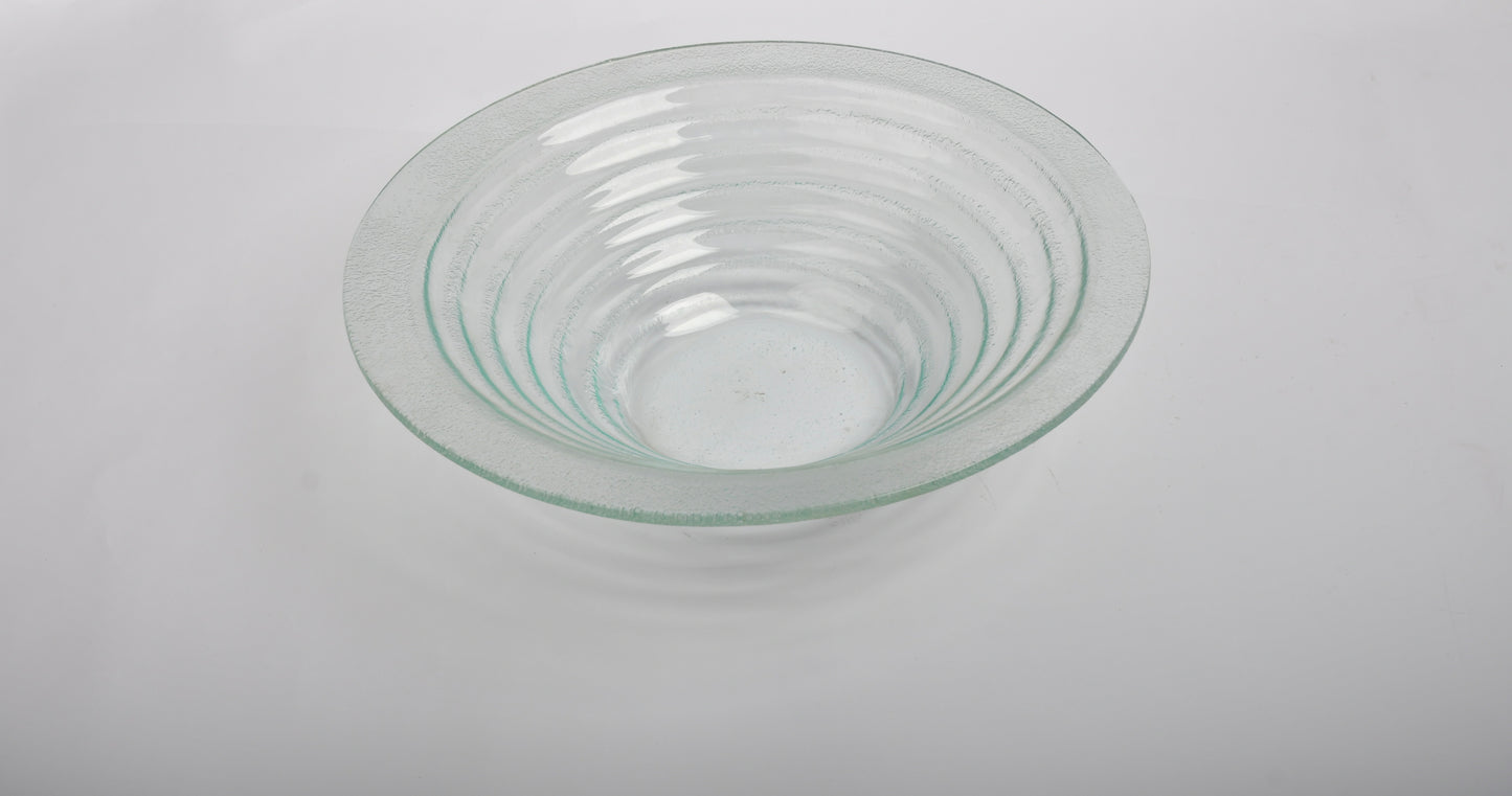 Round serving bowl